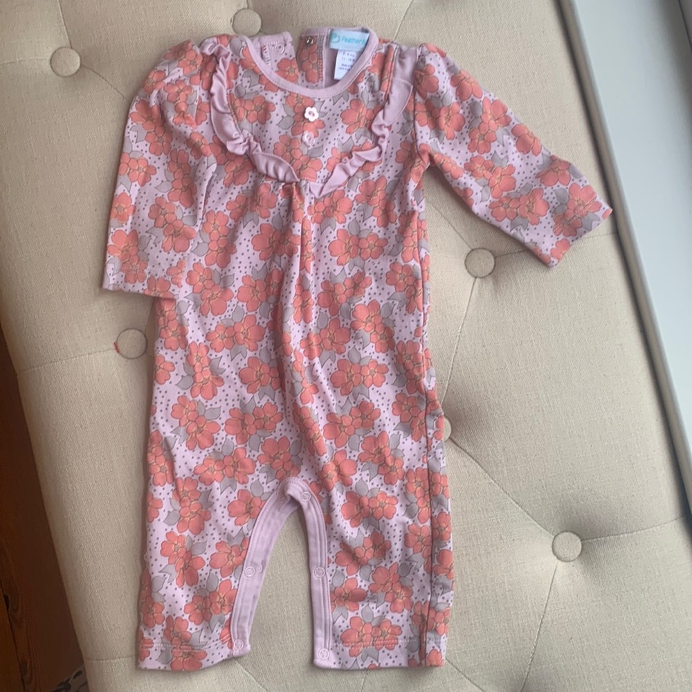 Feather baby romper